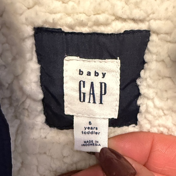 GAP Navy Kids Fleece Lined Vest - Picture 2 of 5